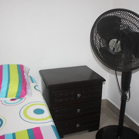 Apartamentos Excelente Ubicacion メデジン エクステリア 写真