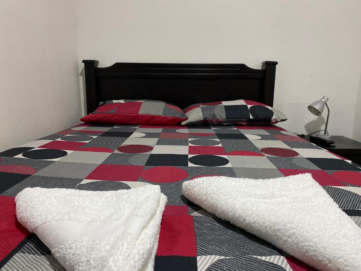 Apartamentos Excelente Ubicacion メデジン エクステリア 写真