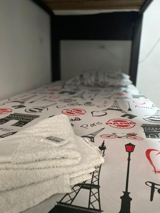 Apartamentos Excelente Ubicacion メデジン エクステリア 写真