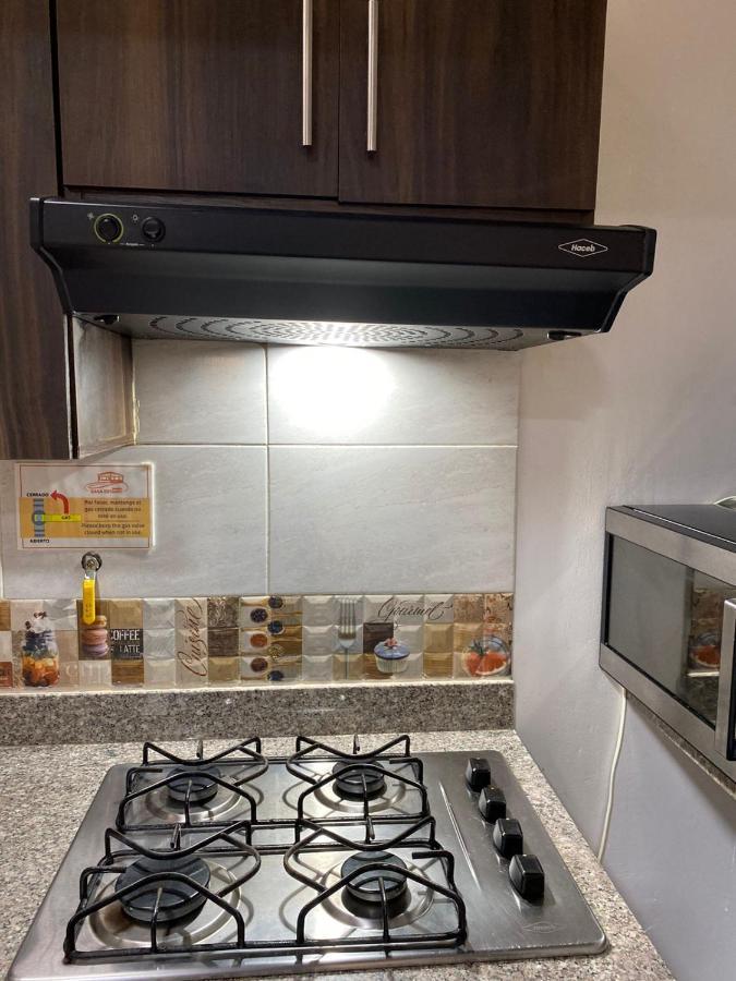 Apartamentos Excelente Ubicacion メデジン エクステリア 写真
