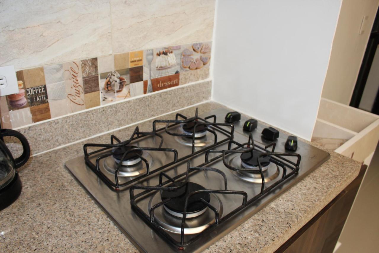 Apartamentos Excelente Ubicacion メデジン エクステリア 写真