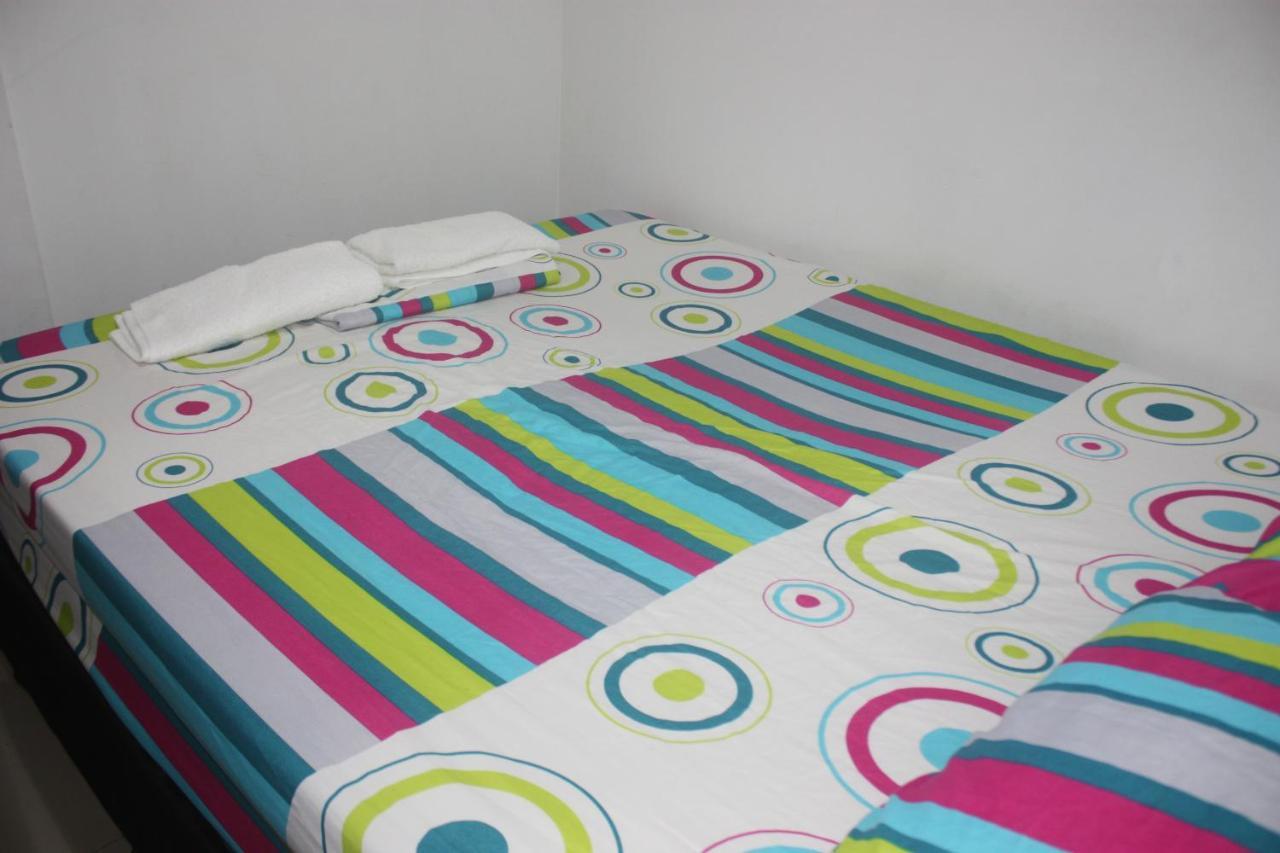 Apartamentos Excelente Ubicacion メデジン エクステリア 写真