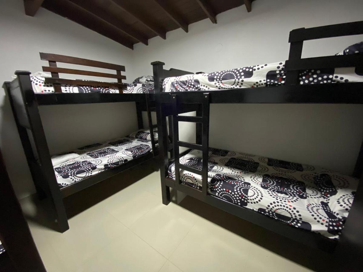 Apartamentos Excelente Ubicacion メデジン エクステリア 写真