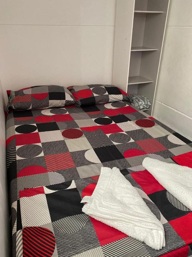 Apartamentos Excelente Ubicacion メデジン エクステリア 写真