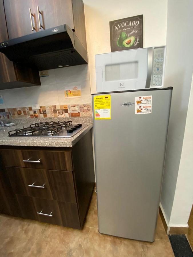 Apartamentos Excelente Ubicacion メデジン エクステリア 写真