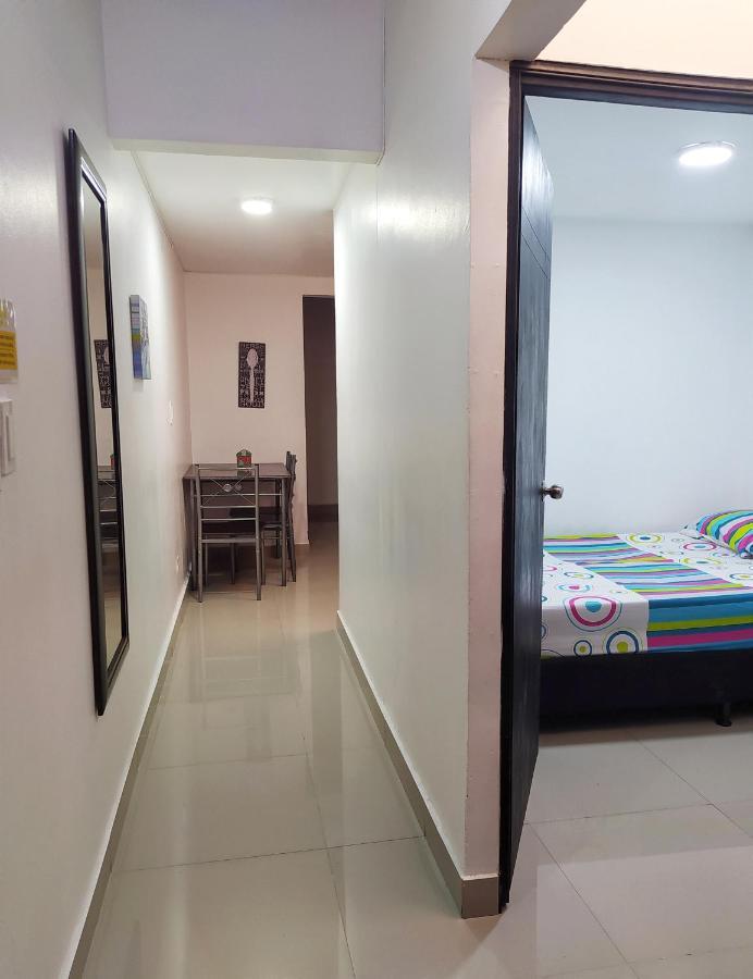 Apartamentos Excelente Ubicacion メデジン エクステリア 写真